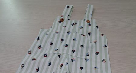 DIY paso a paso! Cómo coser un Peto para niños. Patrón gratis Enterito niña / niño.
