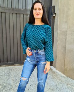 Coser blusa manga larga