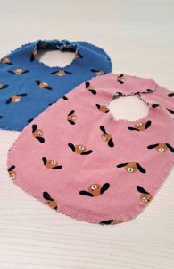 BABERO REVERSIBLE CON FLECOS