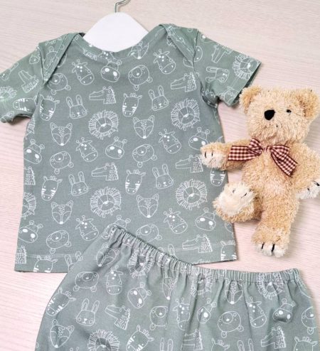 Crea conjunto para bebé: camiseta y cubrepañal. Guía paso a paso con patrones gratis y costura sencilla. Tutorial Gratuito.